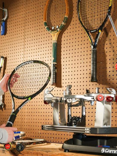 GAMMA Momentum ST - Spring Tension Stringing Machine – Intuitive 6 Point Mounting System With Swivel Base And Spring Tension Winder - Professional-Grade Tennis Racquet Stringer
